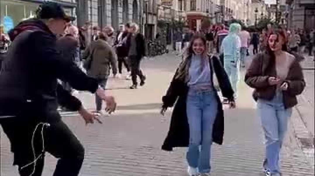 Freestyle Humiliating People + HIM