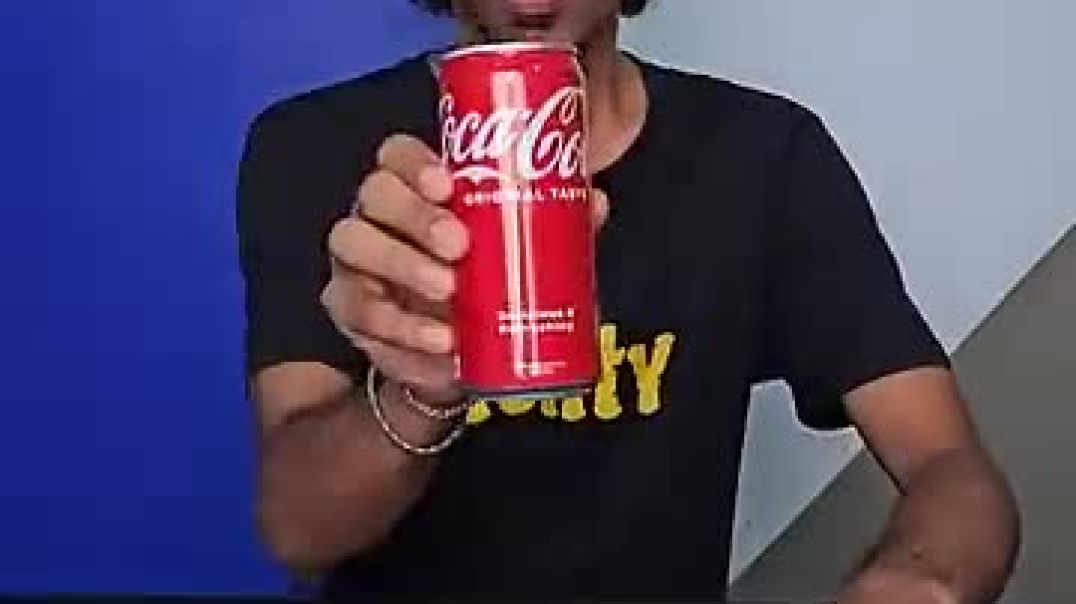 ⁣Soda Can Turn Into Plastic😱