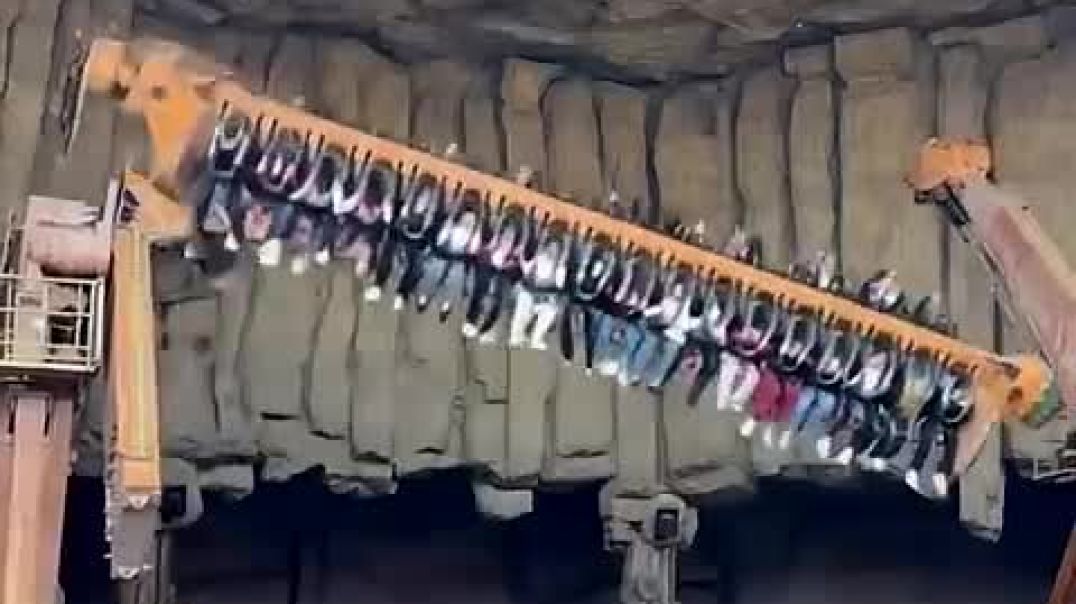 ⁣Amusement Park Ride Attraction Malfuction and Collapse @shorts_High