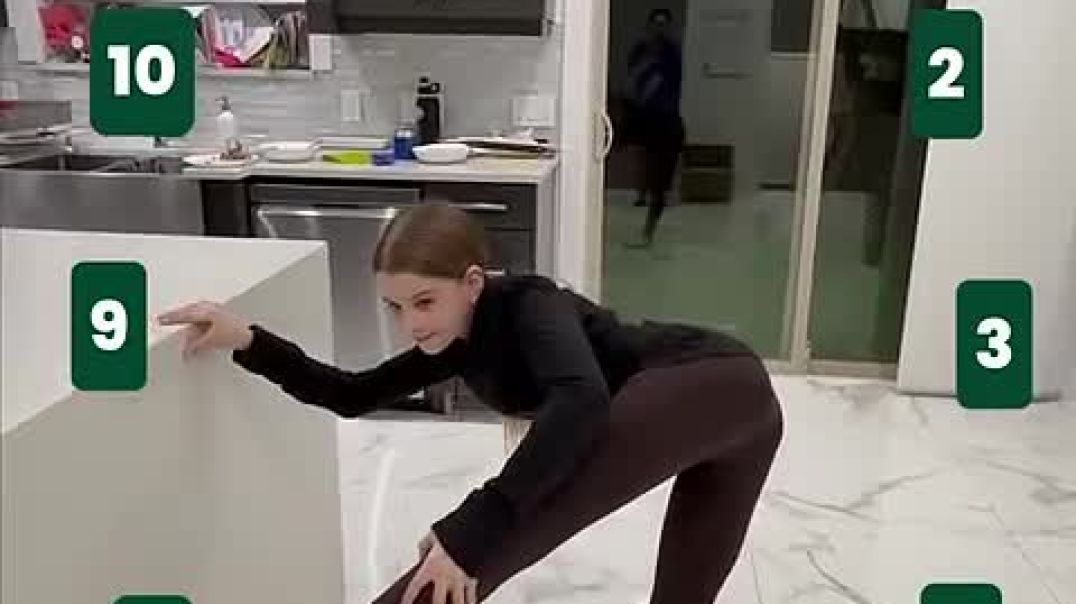 ⁣🤯🤯Insane Flexibility!! ⏰ Clock Stretch CHALLENGE ‼️_High