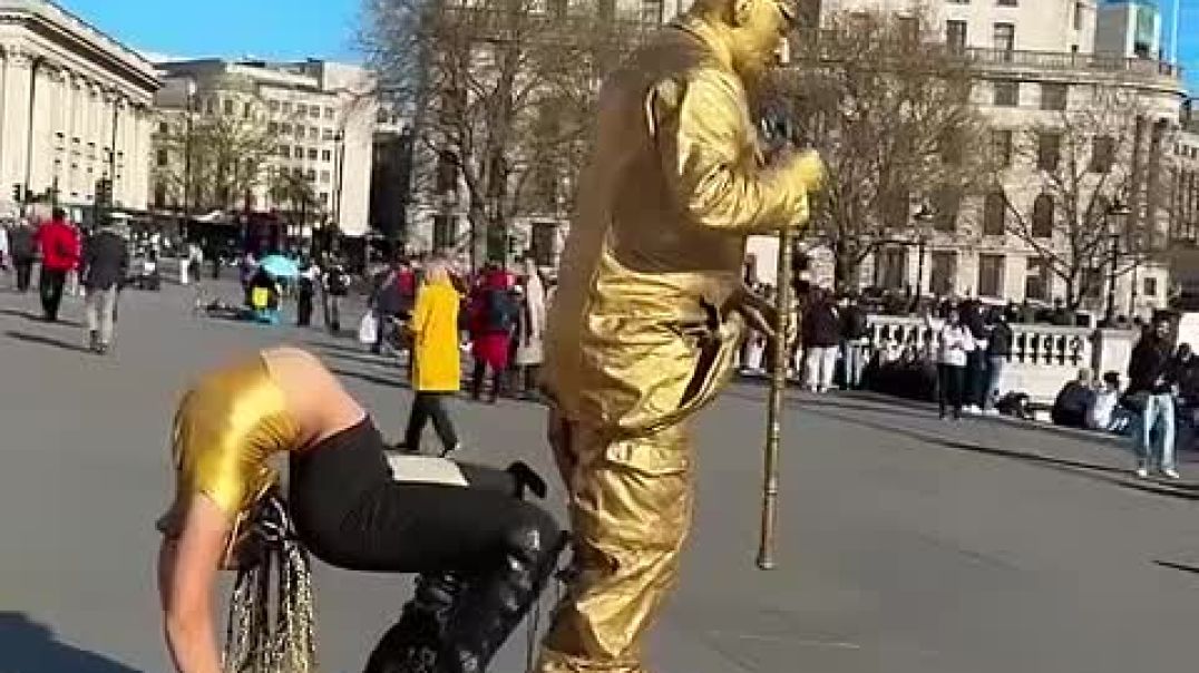 LEVITATING GoldMan How Is This POSSIBLE_ Statue Prank Fail!​⁠ 😱@si_High