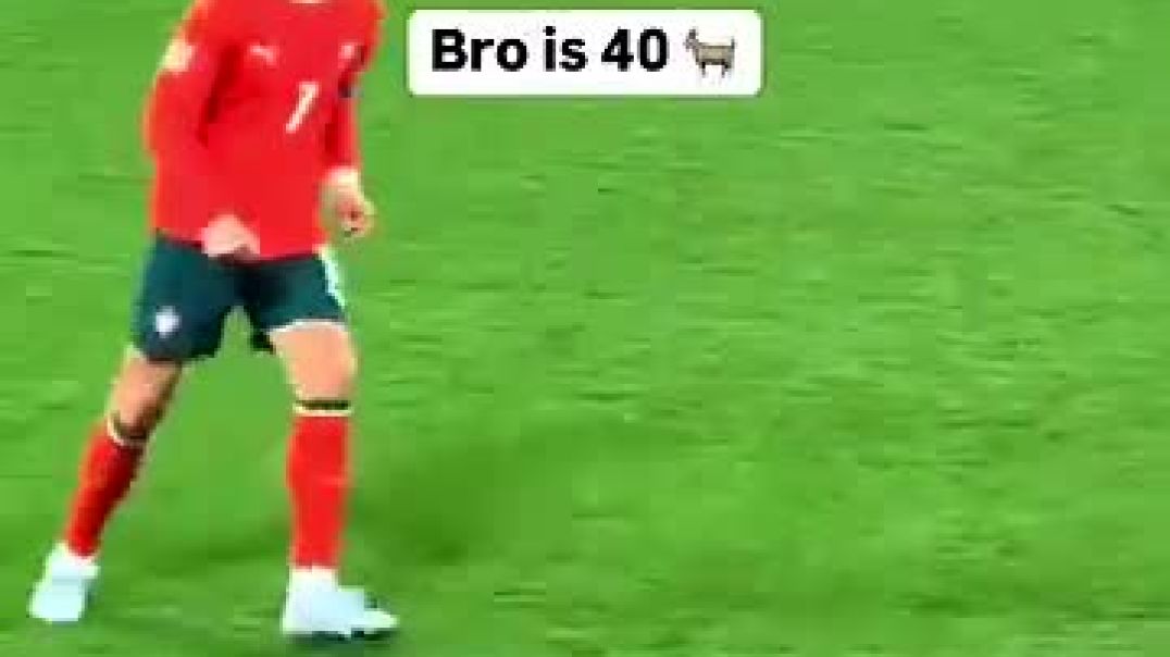 ⁣40 YEAR OLD RONALDO
