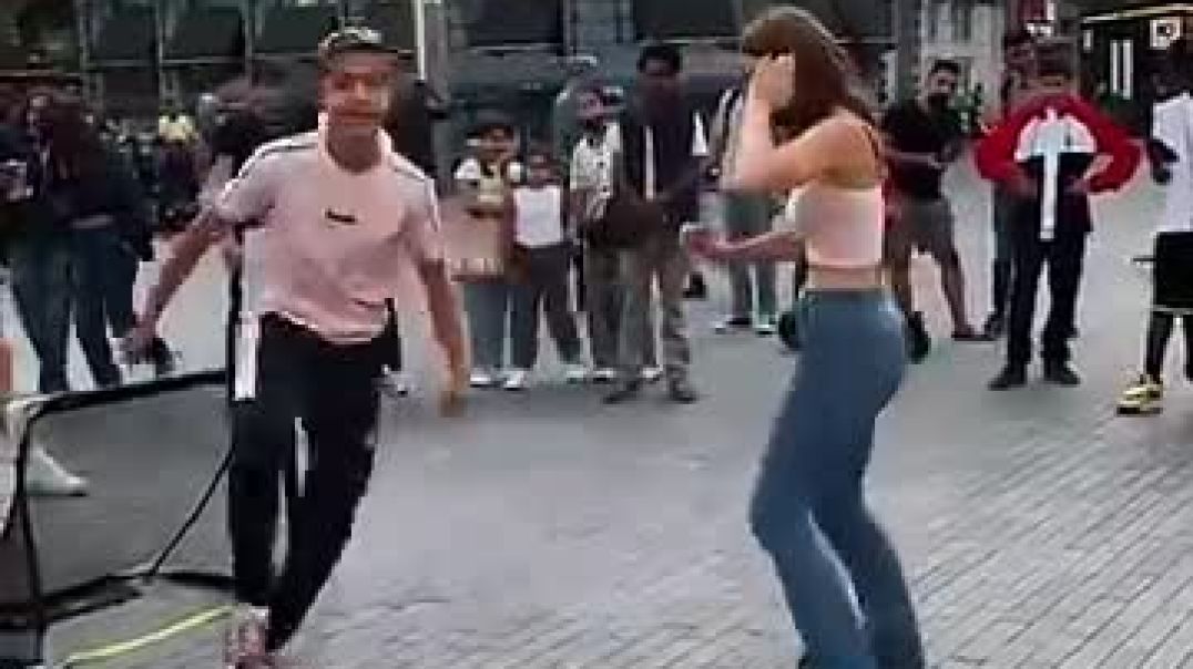 ⁣Others Freestyle Humiliating People vs This Girl 🥶 _ @edit @freestyle @nutm