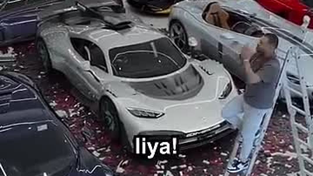 ⁣14,000 Domino fail reveal
