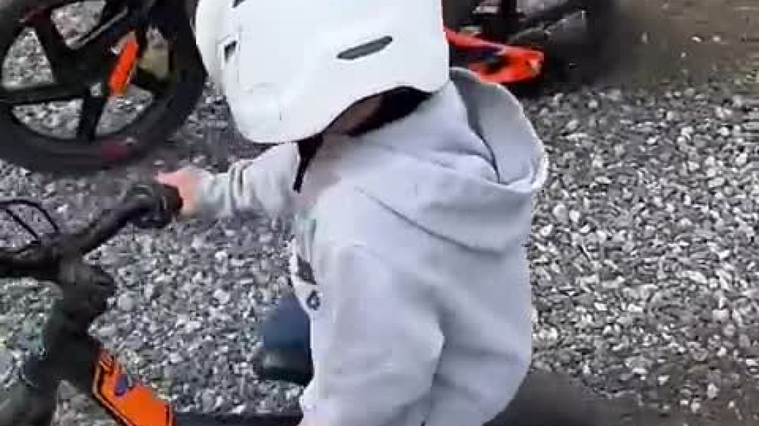 ⁣Stunt Riding Toddler _ Mini Electric Motorcycle _ Stacyc E-Bike