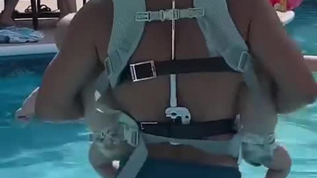 ⁣How to bring Triplets to the Pool! 🤣 @baby @triplets @dad @pool @lifehacks_High