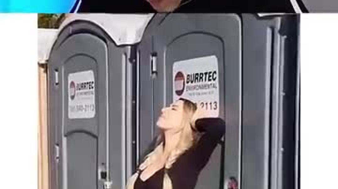 ⁣Try not to Laugh Game!