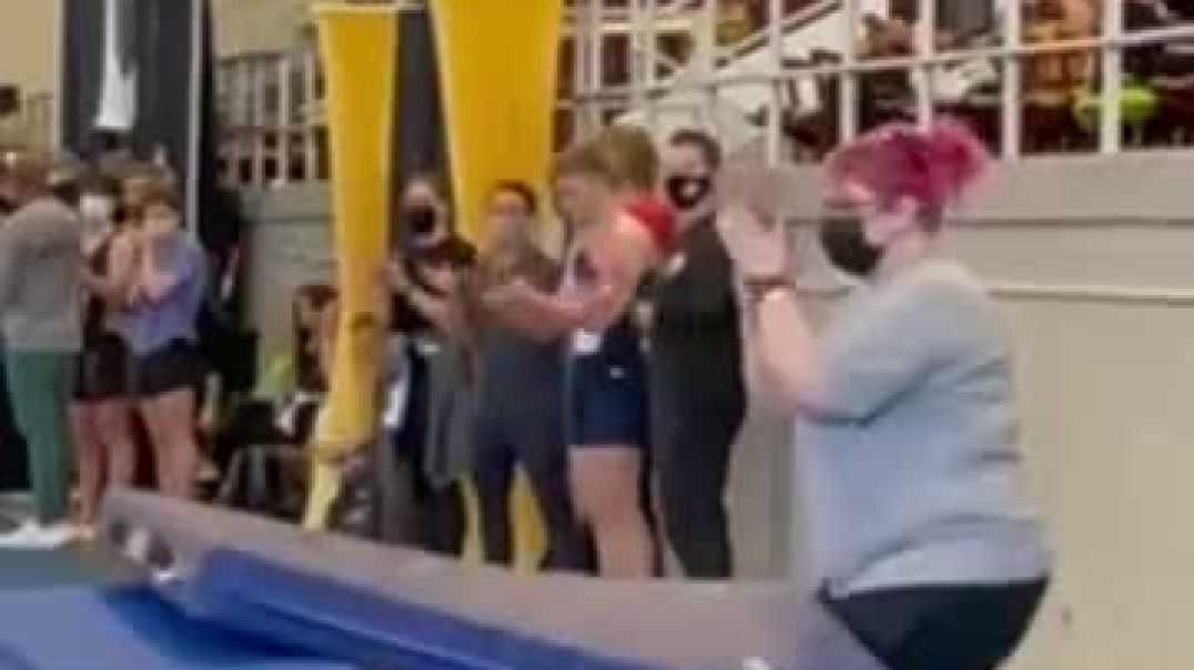 ⁣Had coach stressing hard😂 @gymnastics @gymnasticssaves @flips @sports @tram
