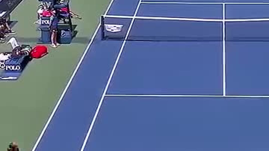 So close, yet so far from you @tsitsipas @backspin