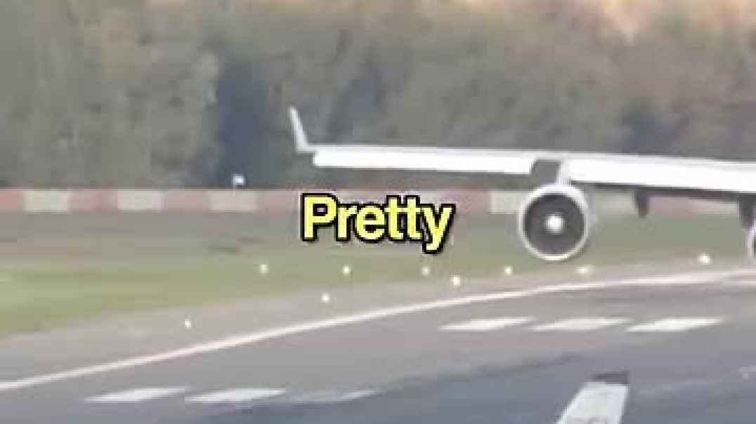 ⁣Cessna Pilot ROASTS Cargo Plane 😂