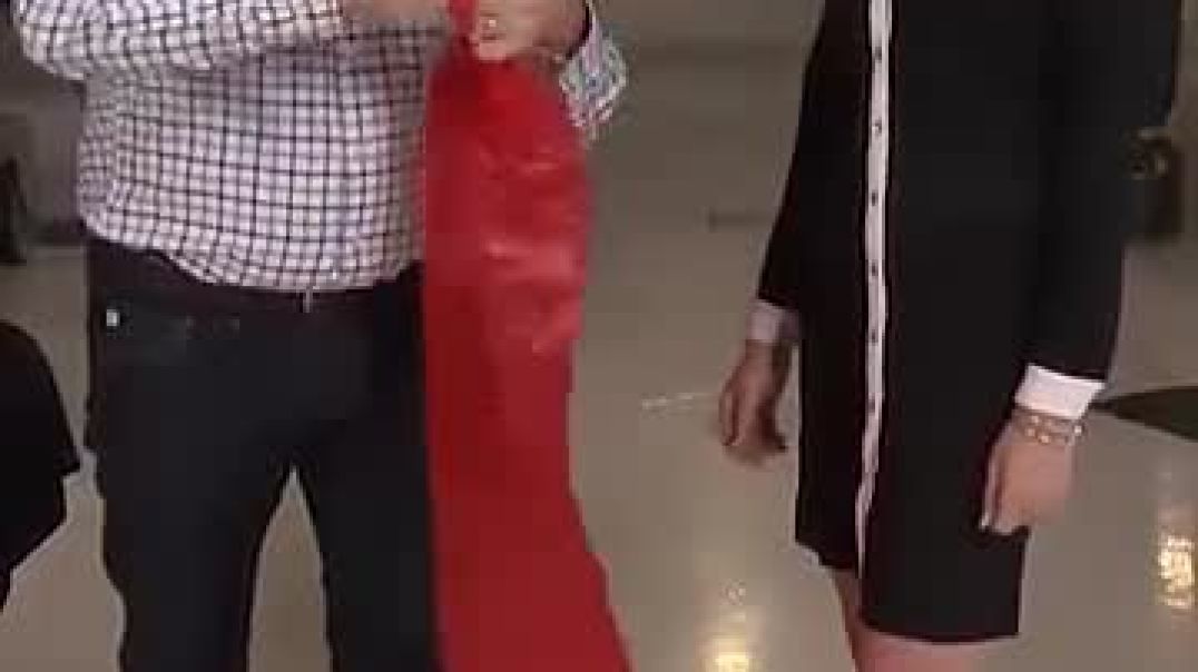 ⁣Blowing Up A Huge Balloon With A Single Breath_