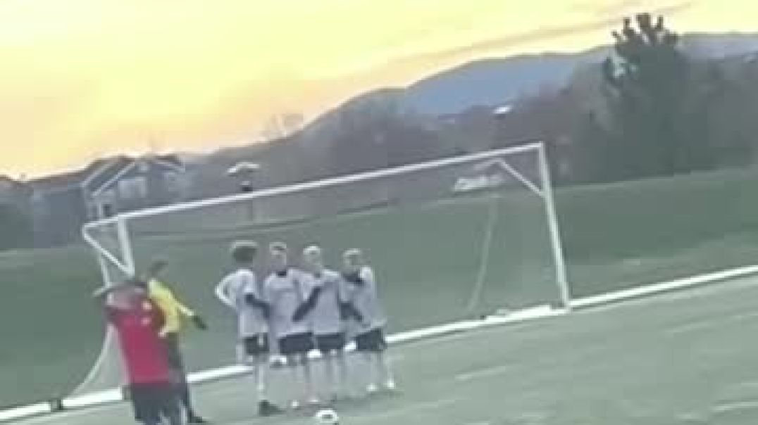 Mom was already recorded on his son freekick but finally what a goal @footba